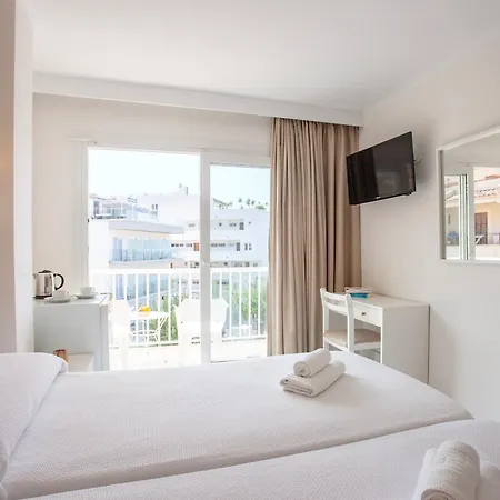 Residencia Sutimar 3* باغيرا