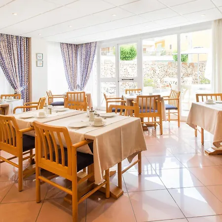 Residencia Sutimar 3* باغيرا