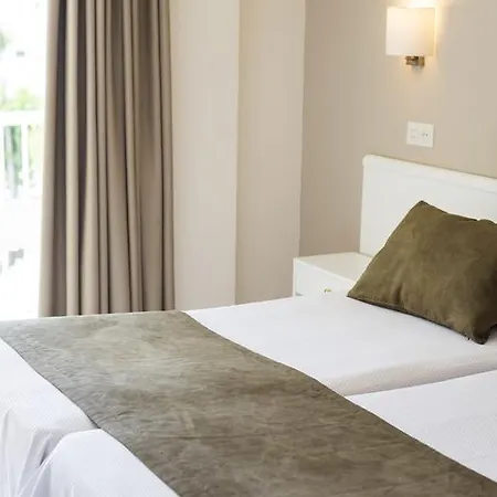 Residencia Sutimar باغيرا