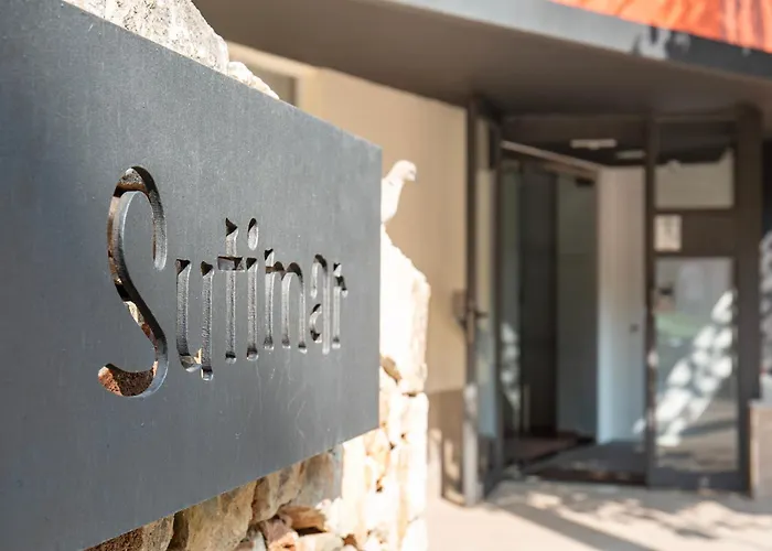 苏提玛蕾斯丹西娅酒店 3*