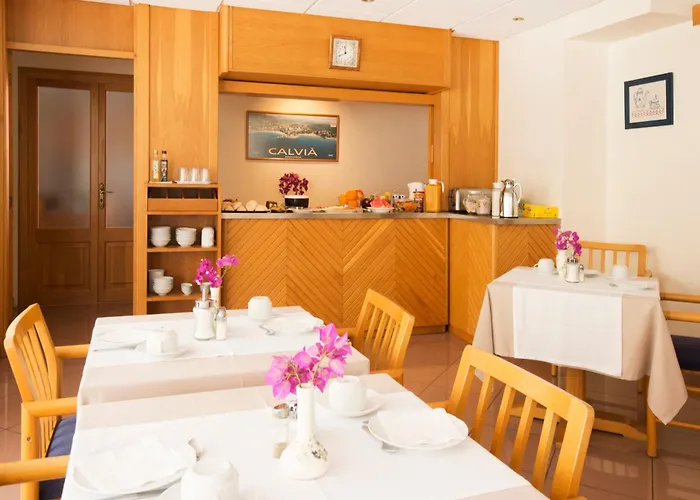 招待所 苏提玛蕾斯丹西娅酒店 3*