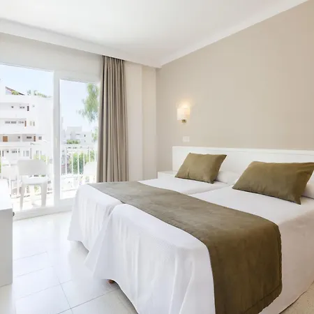 Residencia Sutimar Пегера