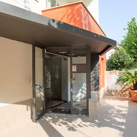 Гостьовий будинок Residencia Sutimar