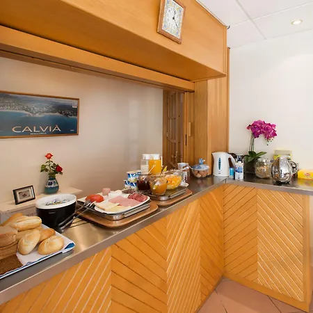 Residencia Sutimar Гостьовий будинок 3*