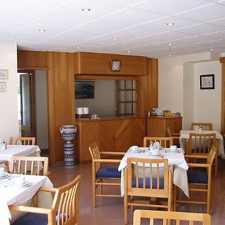 Residencia Sutimar Гостьовий будинок 3*