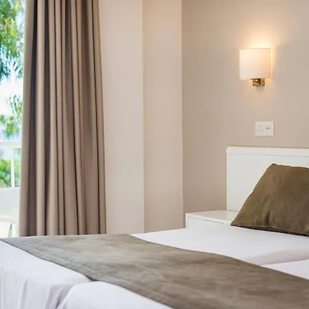 Гостьовий будинок Residencia Sutimar 3*