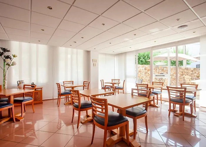 Πανσιόν Residencia Sutimar 3*