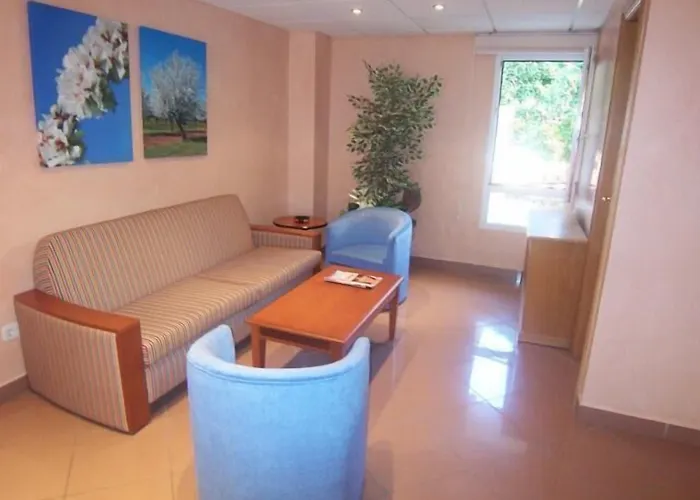 Residencia Sutimar 3* Παγκουέρα