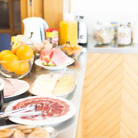 Residencia Sutimar Guest house